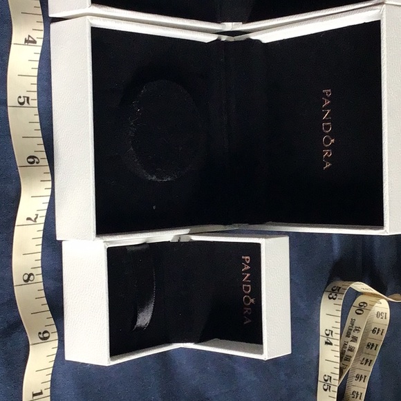 Jewelry box - Picture 3 of 3